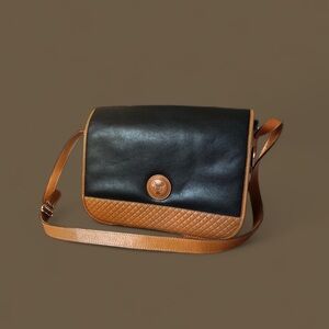 Vintage Vienti Leather Crossbody Bag